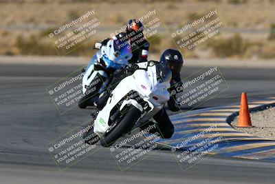 media/Jan-09-2022-SoCal Trackdays (Sun) [[2b1fec8404]]/Turn 11 (935am)/